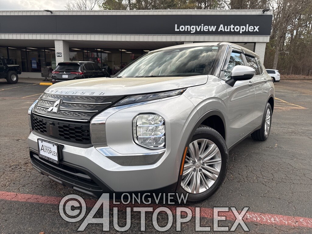 Used 2024 Mitsubishi Outlander ES SUV