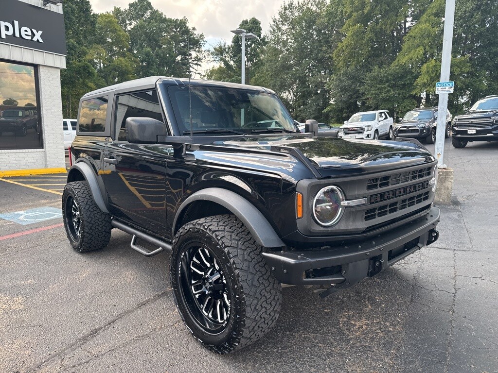2022 Ford Bronco Base photo 4