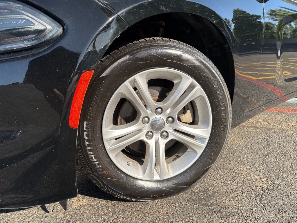 Used 2022 Dodge Charger SXT with VIN 2C3CDXBG3NH261523 for sale in Longview, TX