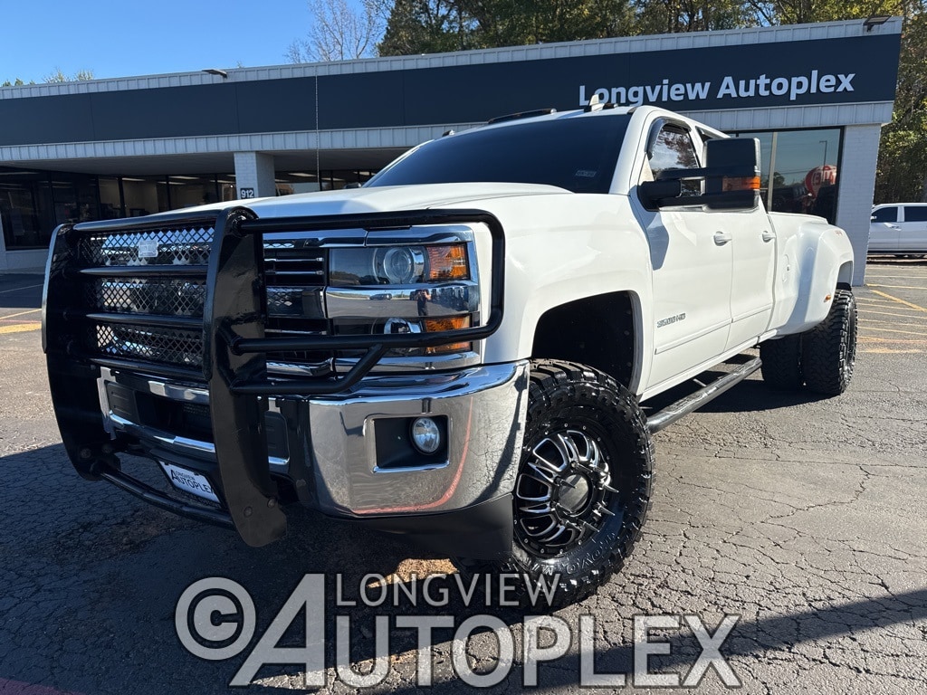 2015 Chevrolet Silverado 3500HD LT's photo