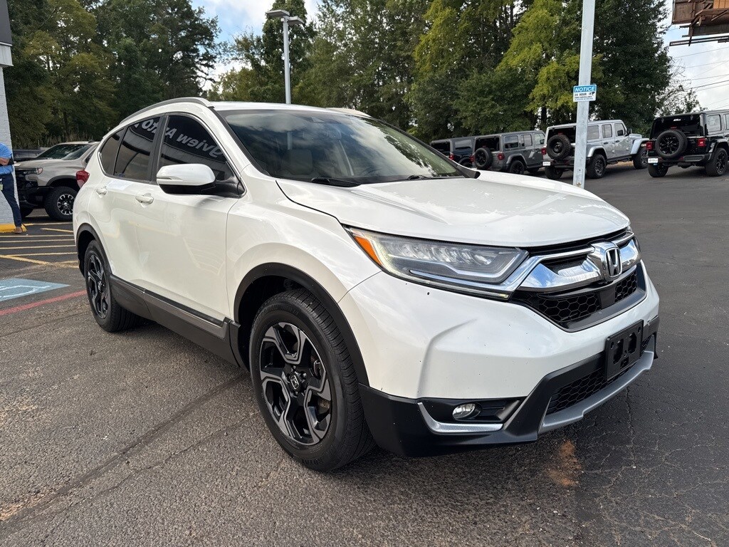 2018 Honda CR-V Touring photo 2