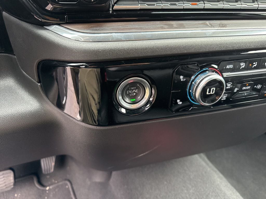 2024 GMC Sierra 1500 SLT - Photo 26