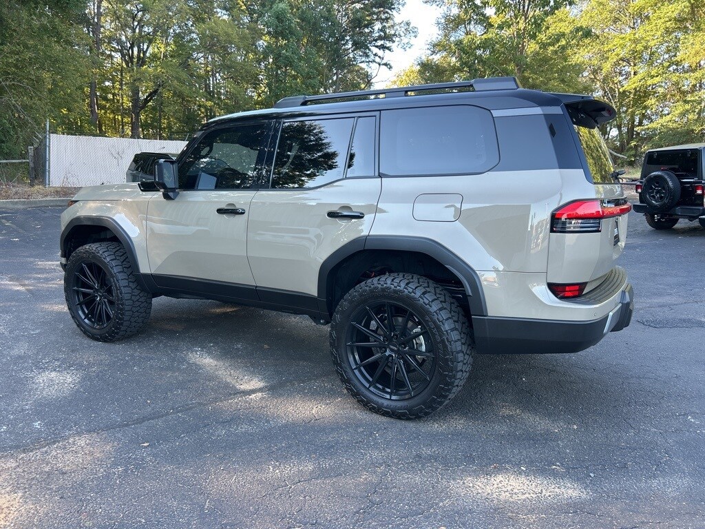2024 Lexus GX 550 Overtrail photo 2