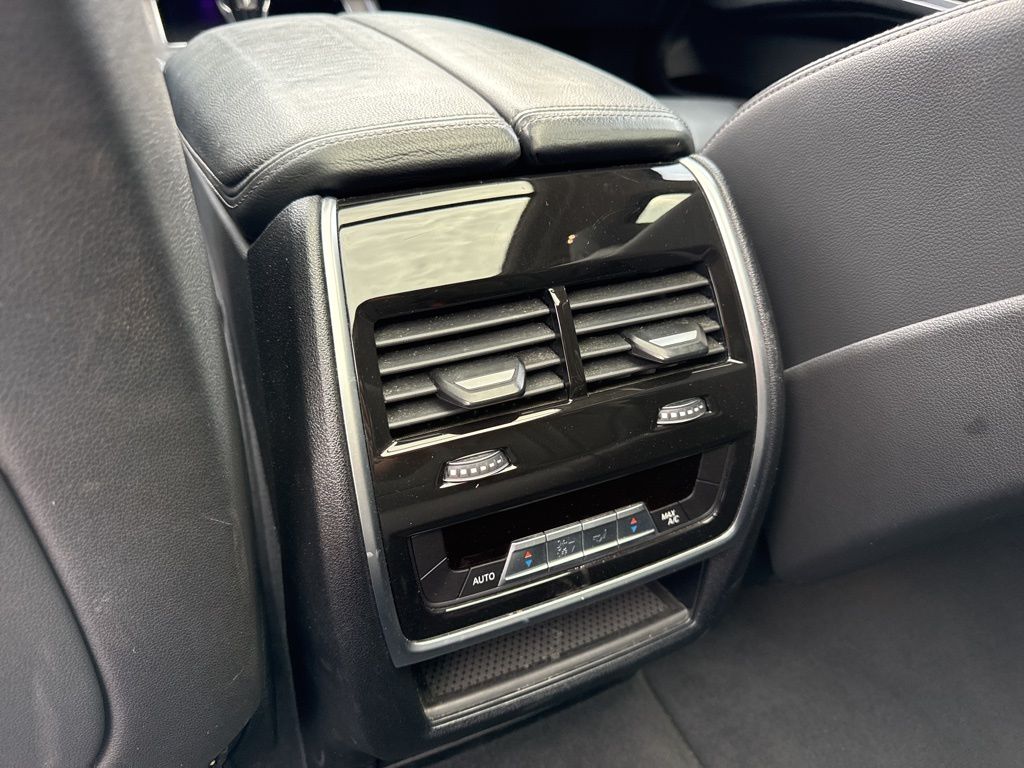 2022 BMW X7 40i - Photo 43