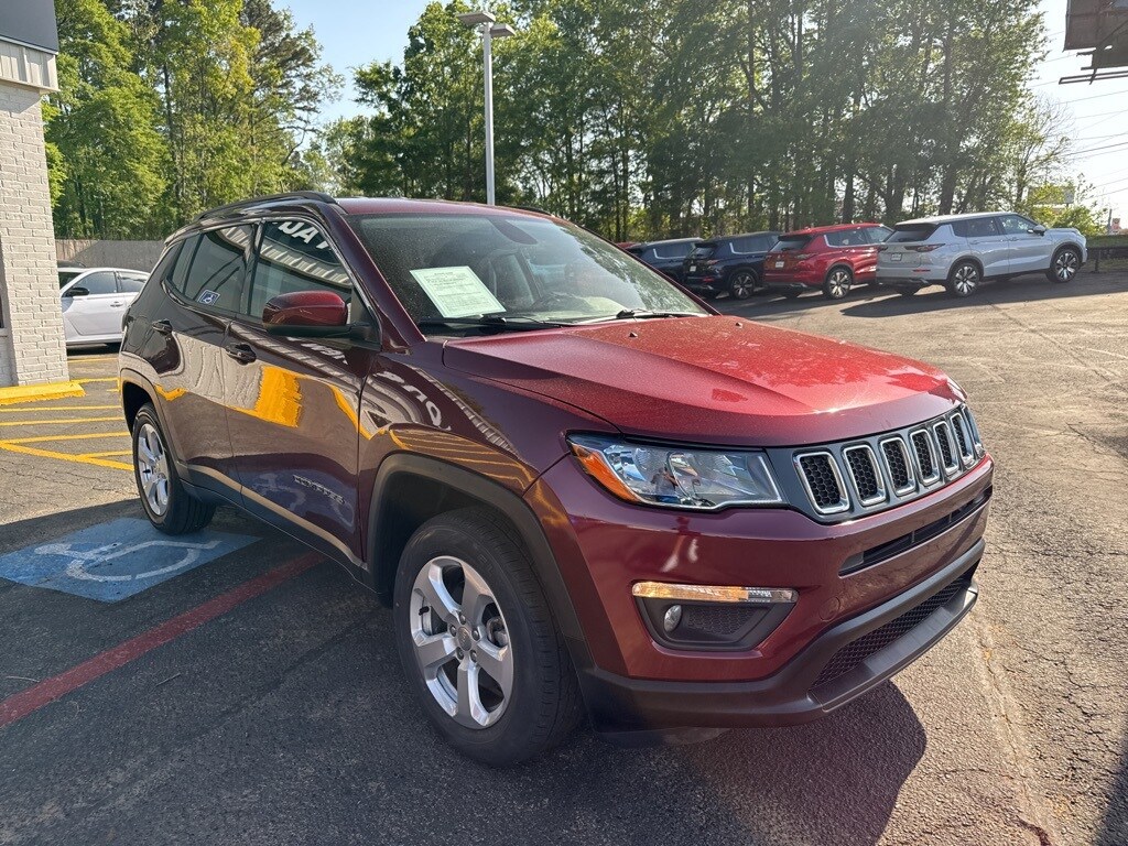 2020 Jeep Compass Latitude photo 4