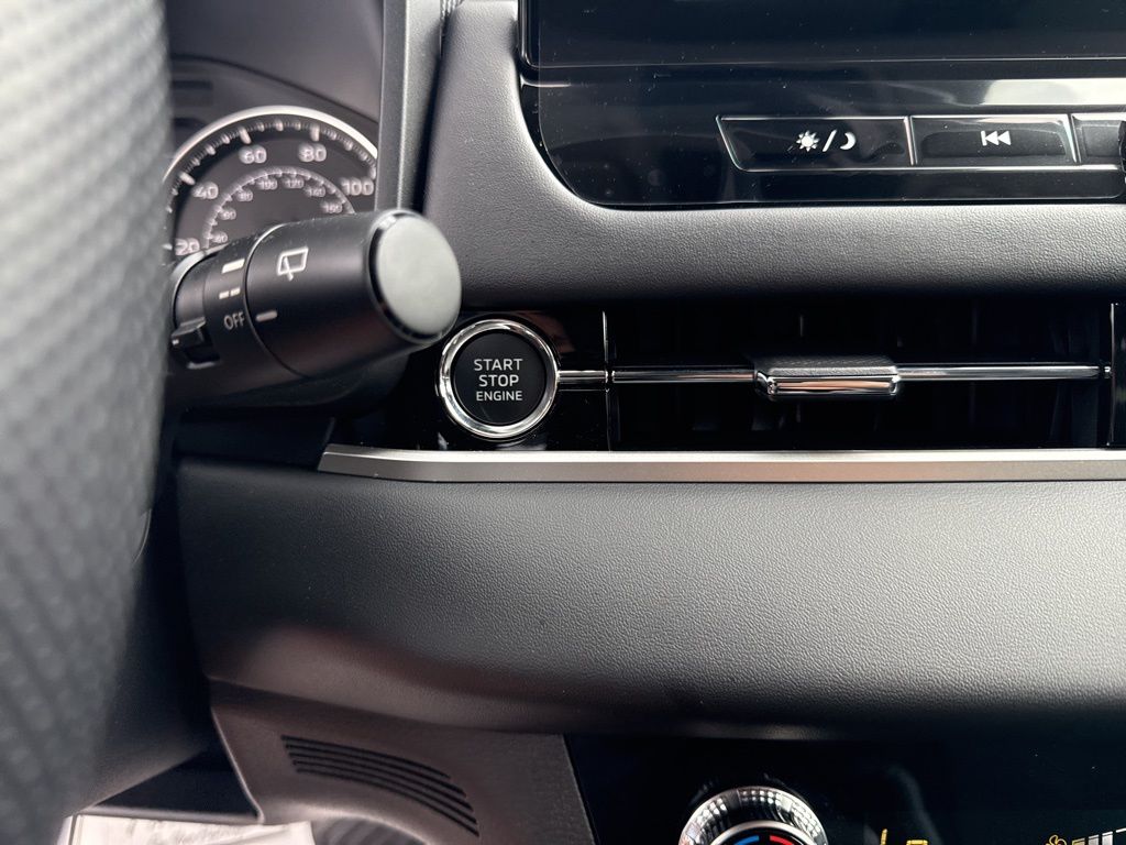 2026 Mitsubishi Outlander ES - Photo 25