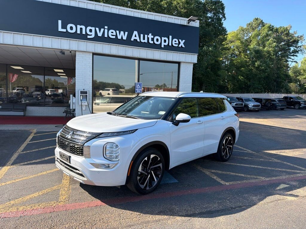Used 2023 Mitsubishi Outlander SEL SUV