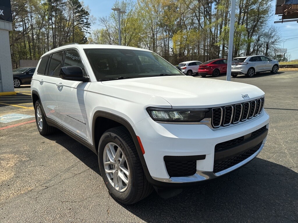 2022 Jeep Grand Cherokee L photo 4