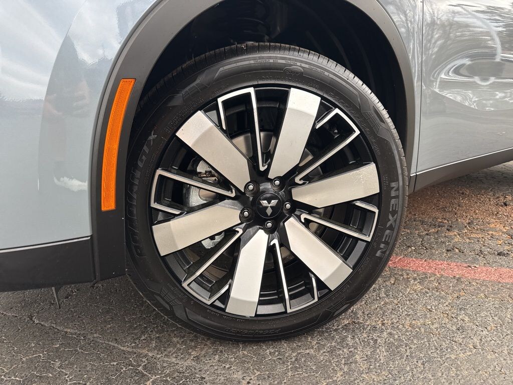 New 2026 Mitsubishi Outlander SE SUV