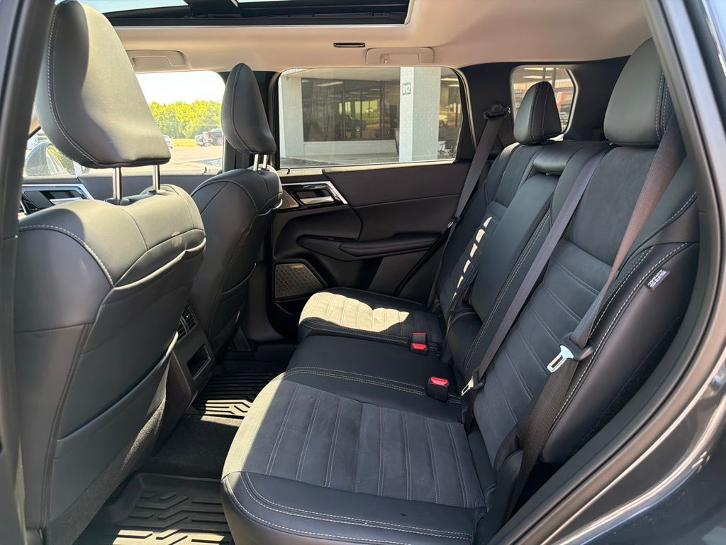 2026 Mitsubishi Outlander SE - Photo 37
