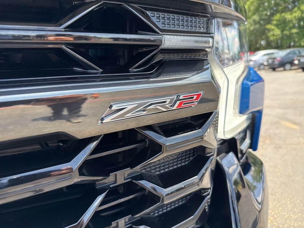 2024 Chevrolet Silverado 1500 ZR2 photo 4