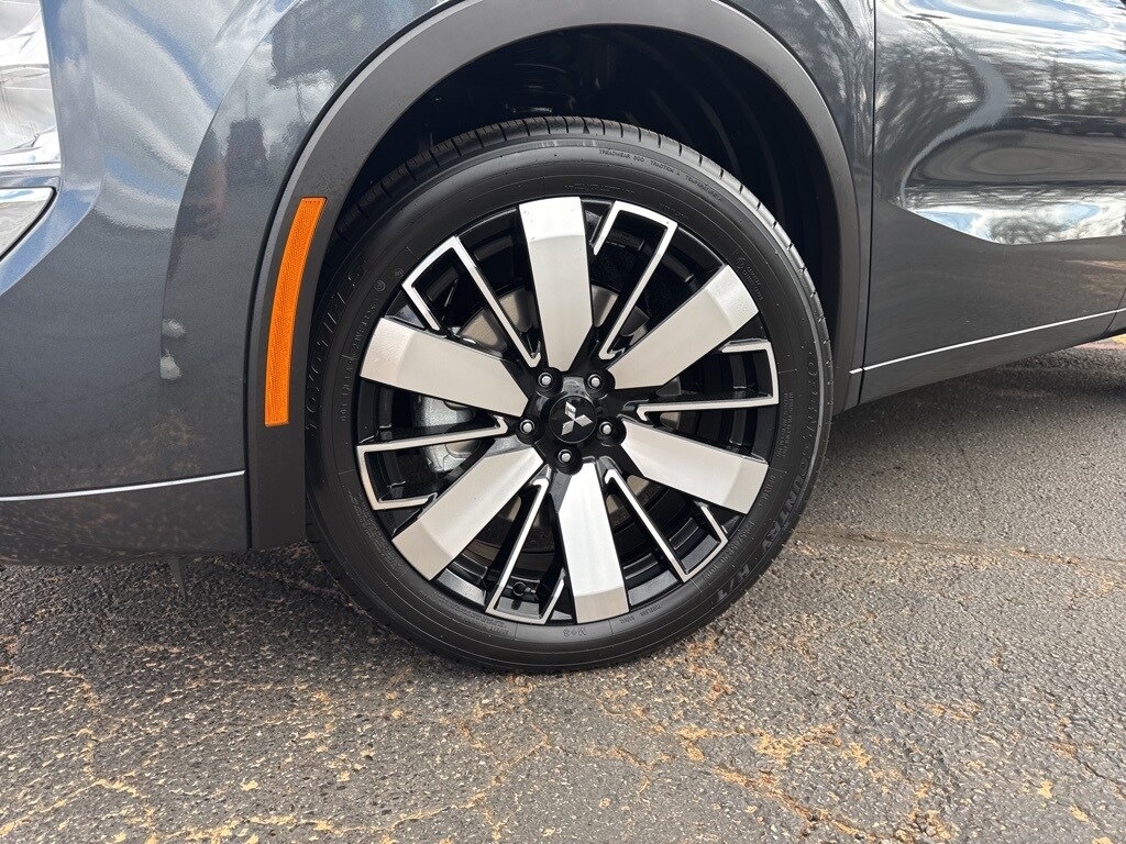 New 2026 Mitsubishi Outlander SEL SUV