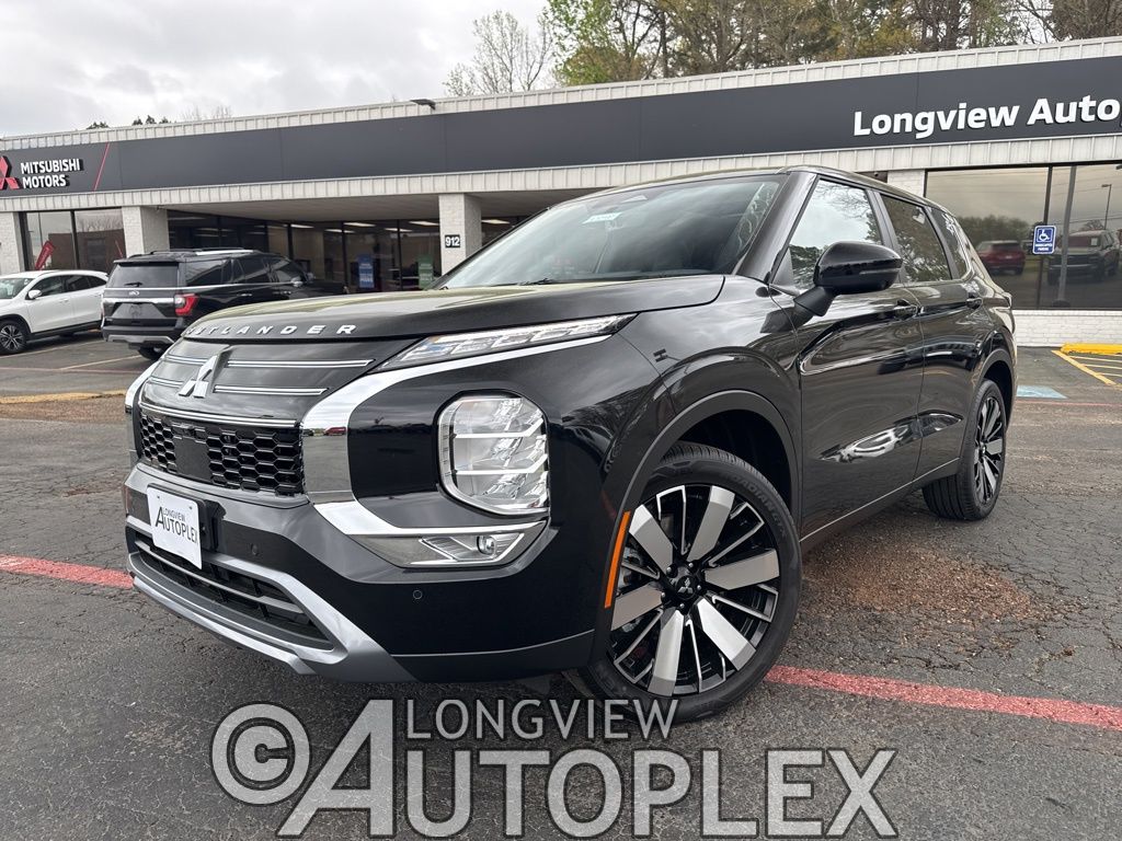 2026 Mitsubishi Outlander SE FWD's photo
