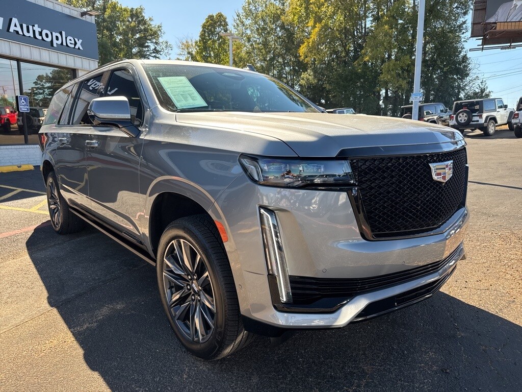 2024 Cadillac Escalade ESV Sport Platinum photo 4