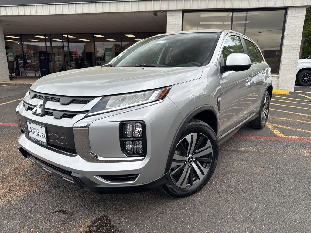2026 Mitsubishi Outlander Sport 2.0 ES AWC CVT's photo