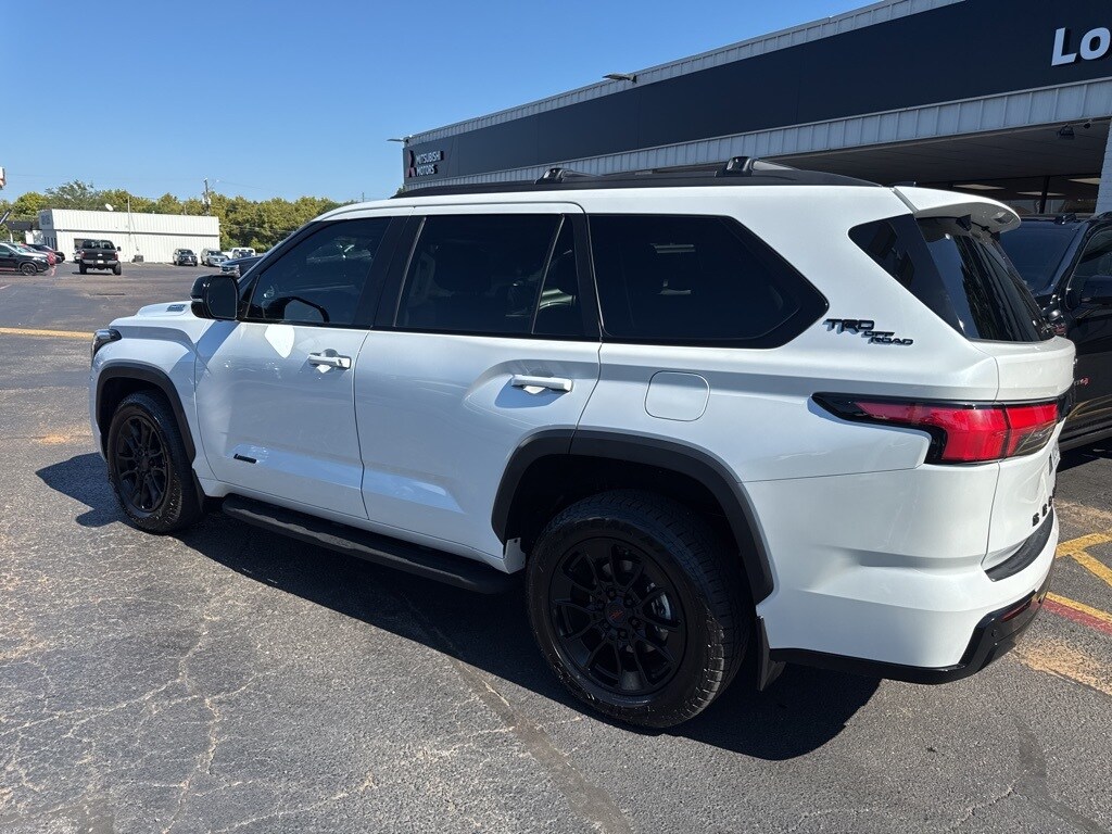 2024 Toyota Sequoia photo 2