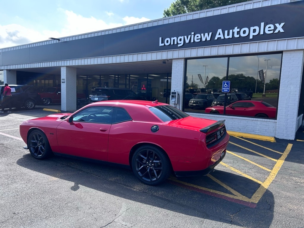 Used 2023 Dodge Challenger R/T with VIN 2C3CDZBTXPH692730 for sale in Longview, TX