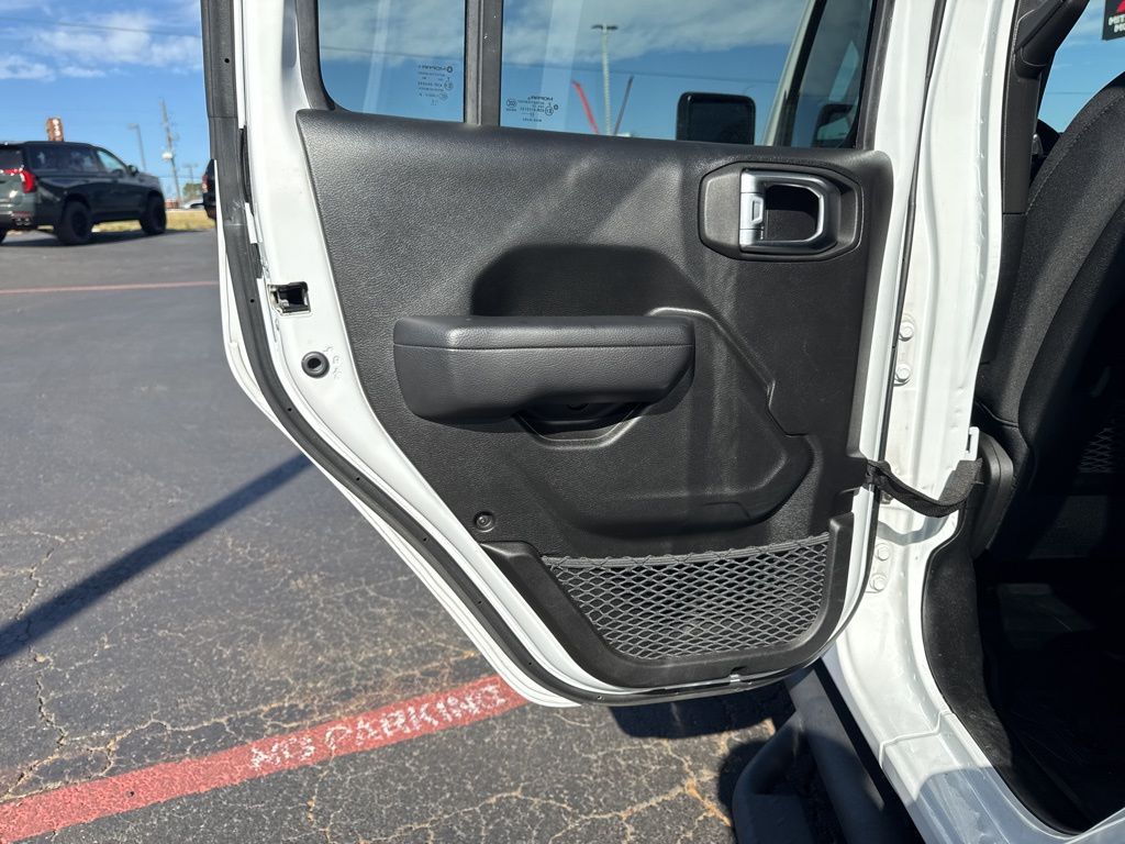 2022 Jeep Wrangler Unlimited Rubicon - Photo 33