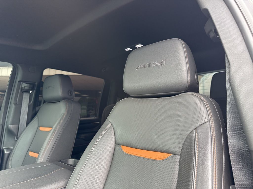 2024 GMC Sierra 2500HD AT4 - Photo 19