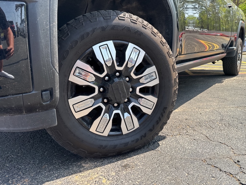 Used 2024 GMC Sierra 2500HD Denali with VIN 1GT49REY0RF121602 for sale in Longview, TX
