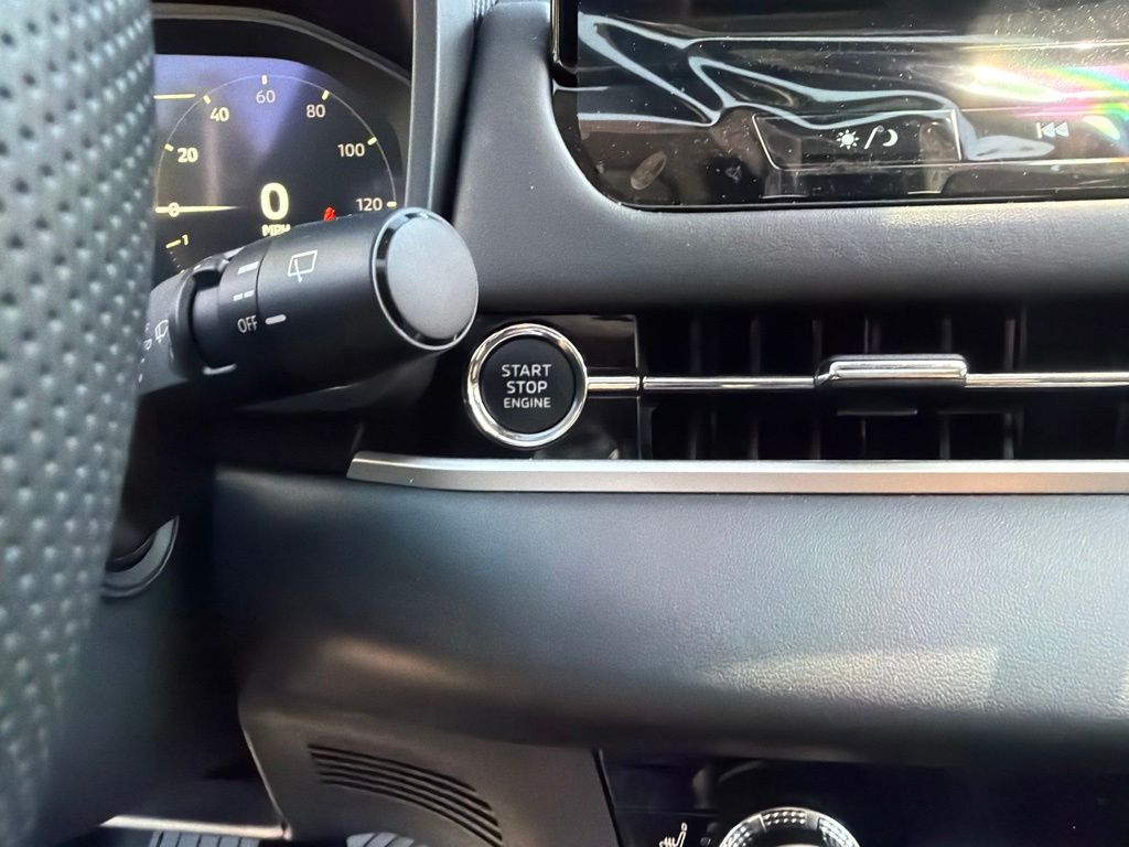 2026 Mitsubishi Outlander SE - Photo 26
