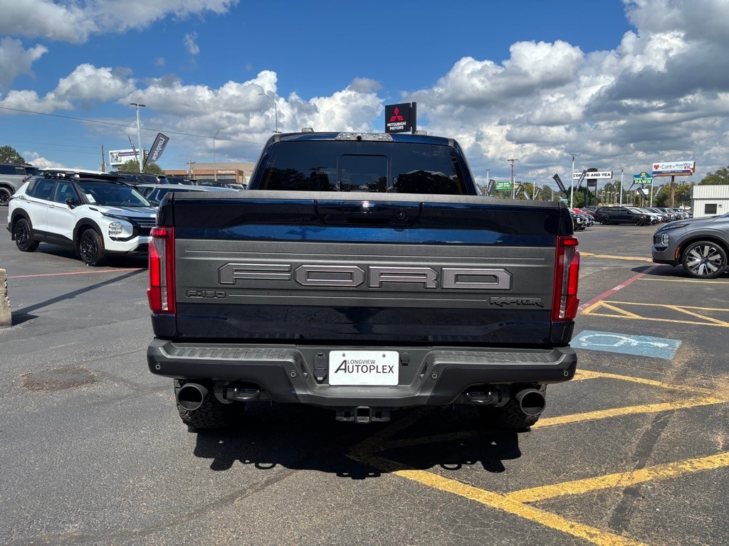 2025 Ford F-150 Raptor photo 4