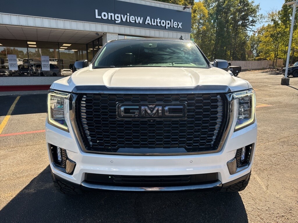 2023 Gmc Yukon Denali Ultimate photo 2