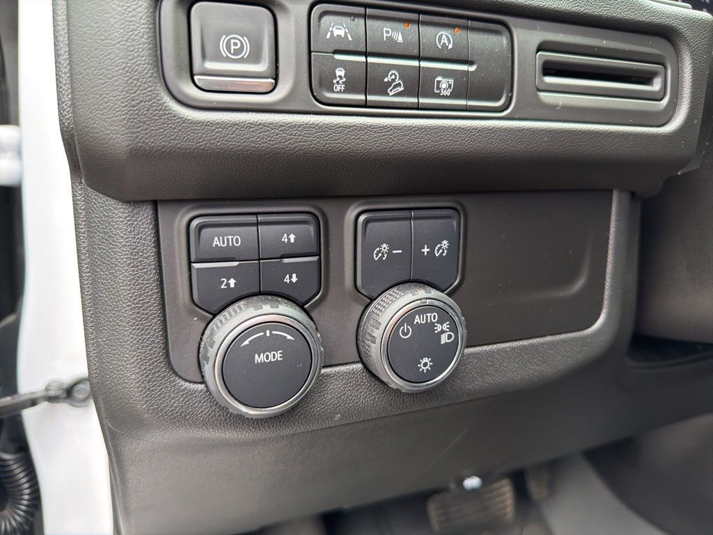 2024 Chevrolet Tahoe Z71 - Photo 18