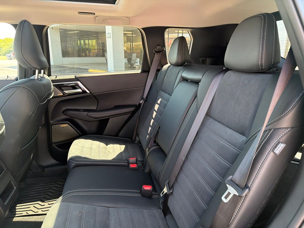 2026 Mitsubishi Outlander SE - Photo 39