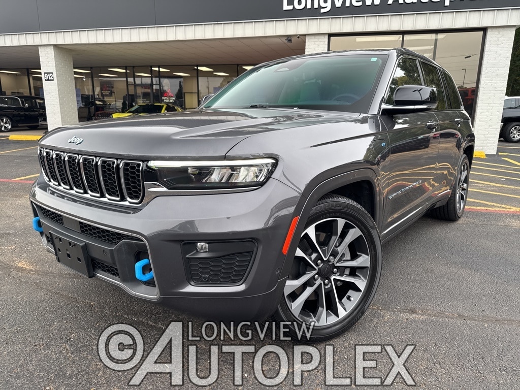 2022 Jeep Grand Cherokee Overland 4xe's photo