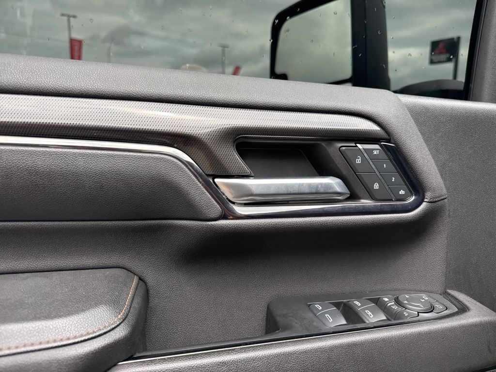 2024 GMC Sierra 2500HD AT4 - Photo 10