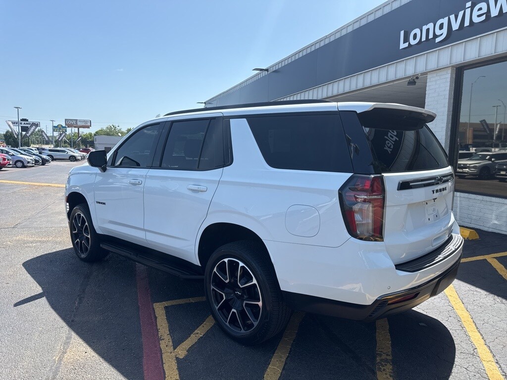 2021 Chevrolet Tahoe RST photo 2