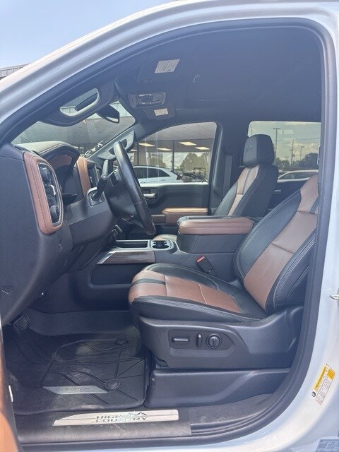2021 Chevrolet Silverado 1500 High Country photo 4