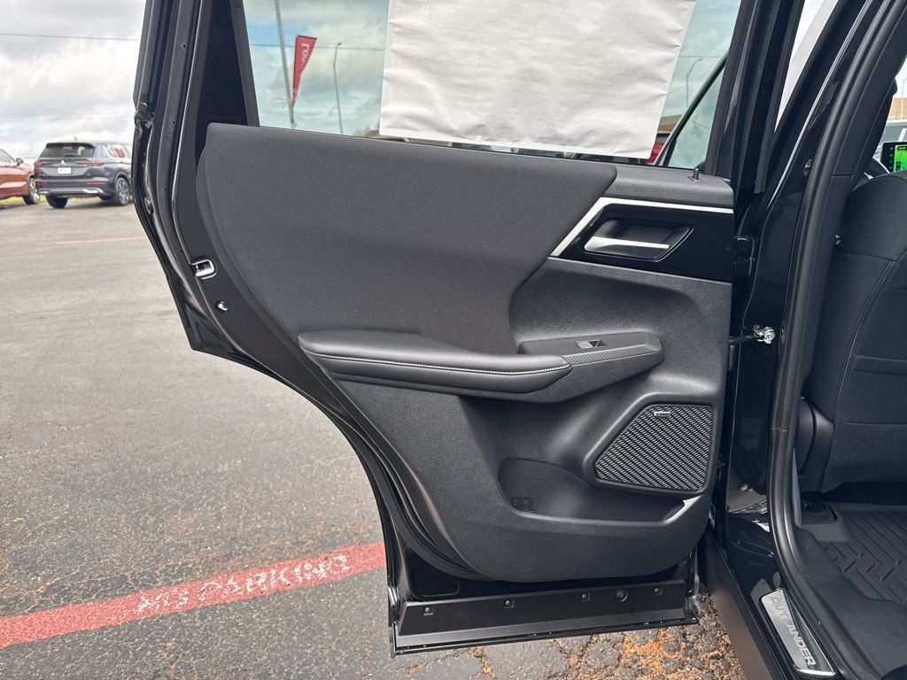2026 Mitsubishi Outlander ES - Photo 31