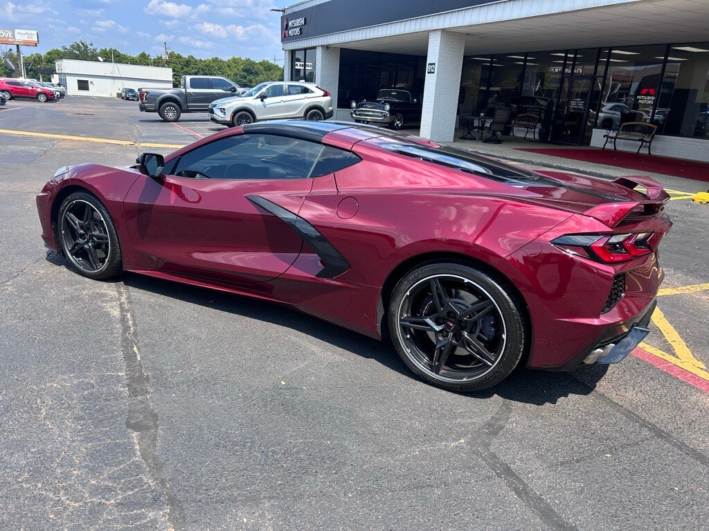 2020 Chevrolet Corvette Stingray 3LT photo 2