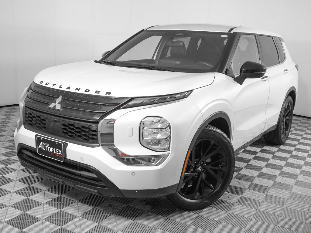 Used 2023 Mitsubishi Outlander SE SUV
