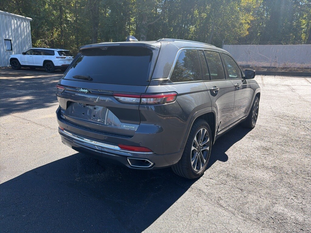 2022 Jeep Grand Cherokee Overland 4xe photo 3