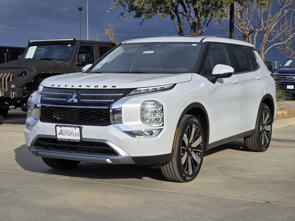 New 2026 Mitsubishi Outlander SE SUV