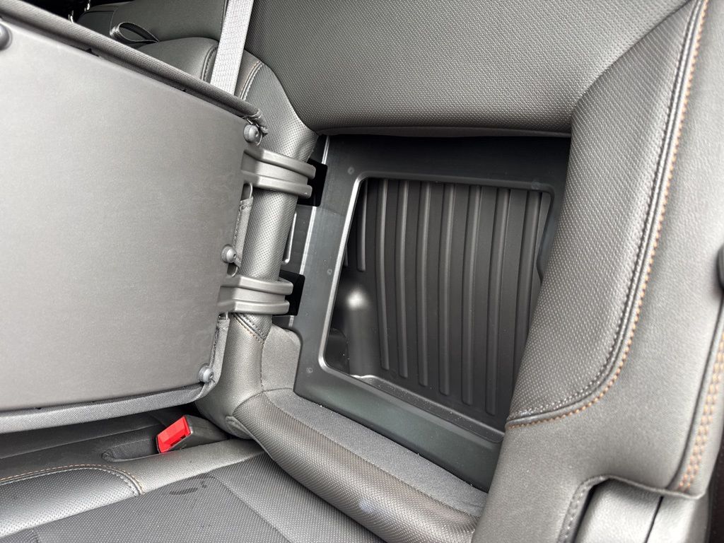 2024 GMC Sierra 2500HD AT4 - Photo 34