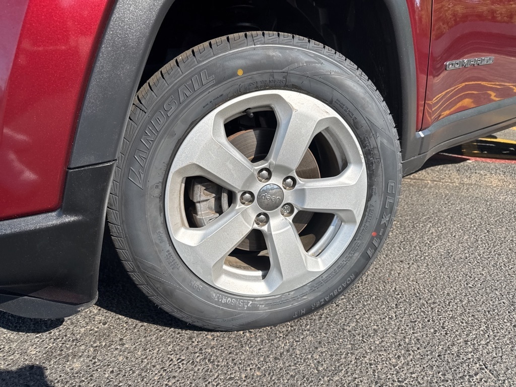 Used 2020 Jeep Compass Latitude with VIN 3C4NJDBB5LT205328 for sale in Longview, TX