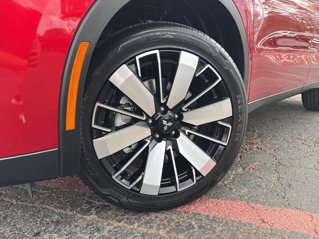 New 2026 Mitsubishi Outlander SE SUV