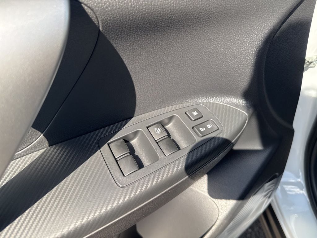 2026 Mitsubishi Eclipse Cross ES - Photo 14