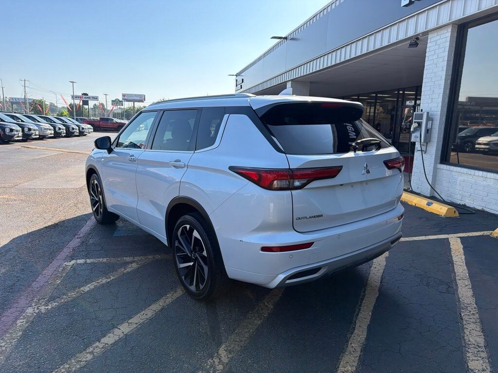 Used 2023 Mitsubishi Outlander SEL SUV