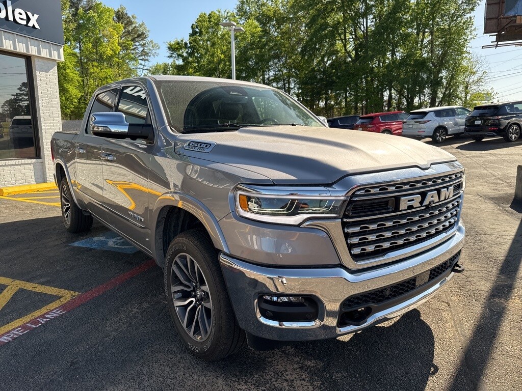 2025 Ram 1500 Limited photo 3
