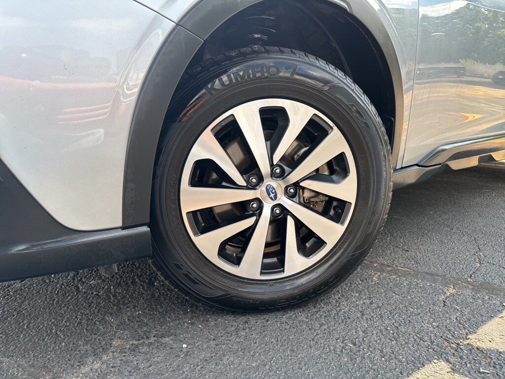 2022 Subaru Outback Premium photo 2