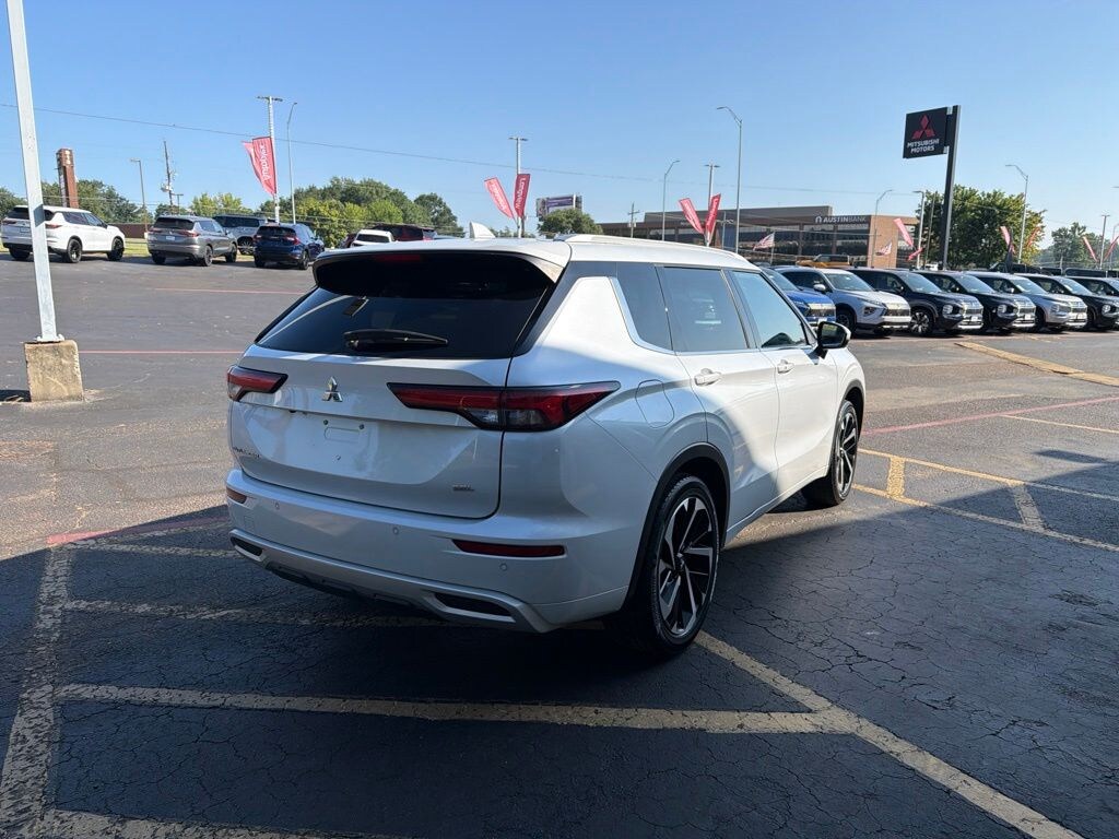 Used 2023 Mitsubishi Outlander SEL SUV