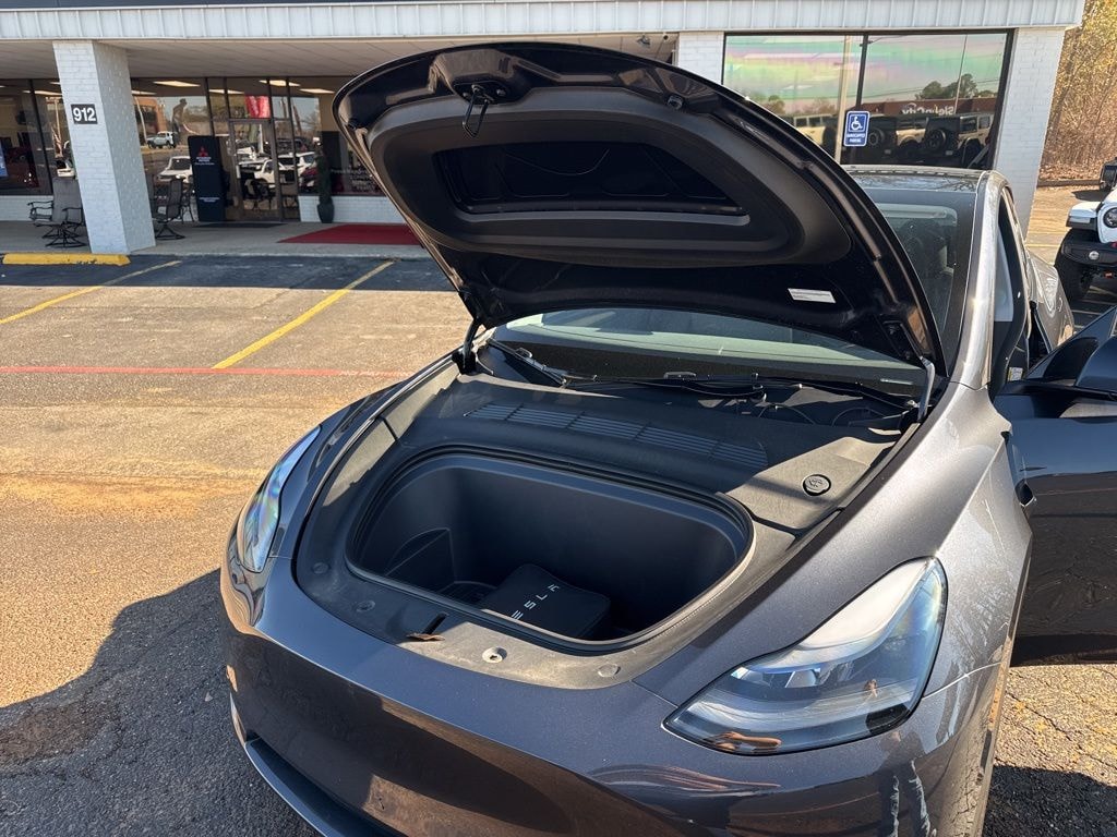 Used 2024 Tesla Model Y Long Range SUV