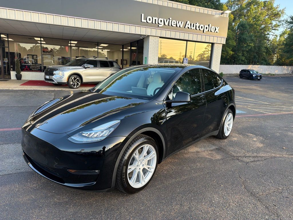 Used 2022 Tesla Model Y Long Range with VIN 7SAYGDEE4NF442253 for sale in Longview, TX