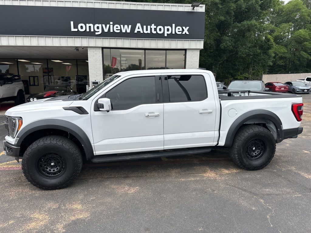 2022 Ford F-150 Raptor 4x4 SuperCrew 5-1/2 Box's photo