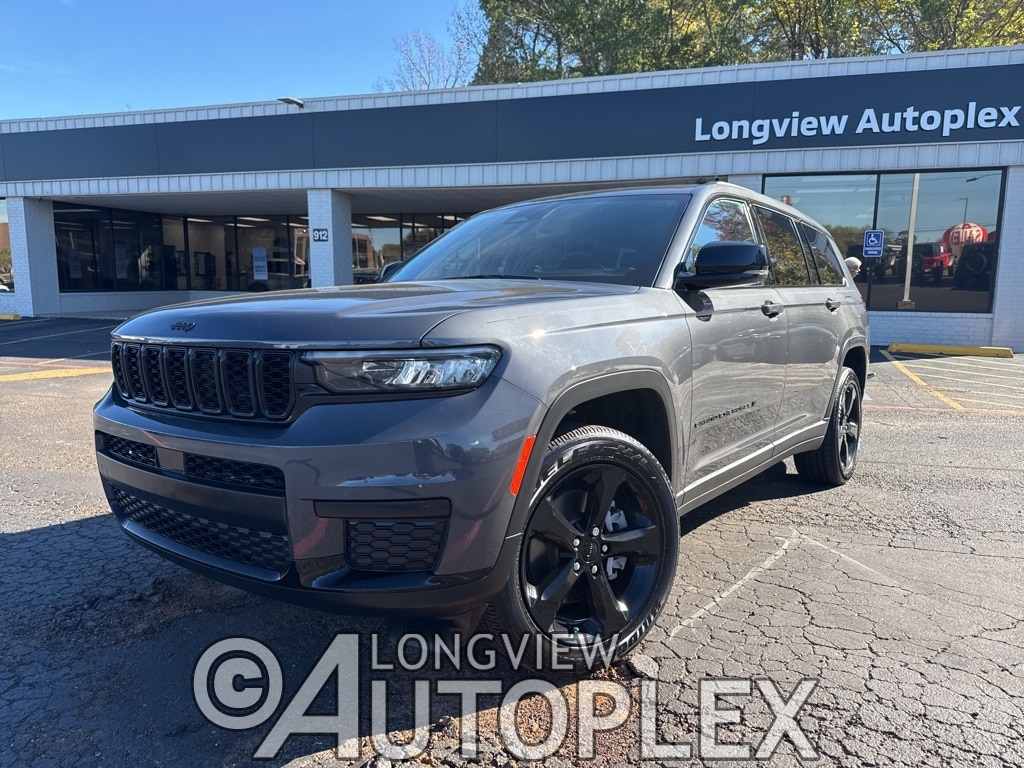 2023 Jeep Grand Cherokee L Altitude's photo